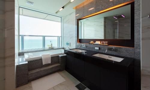 Corner Suite with Beach View