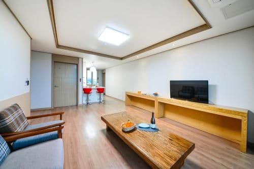 Family Room with Balcony and Sea View