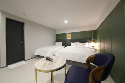 Deluxe Twin Room