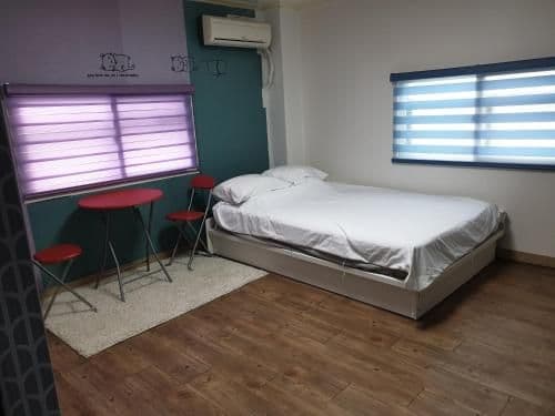 Min House