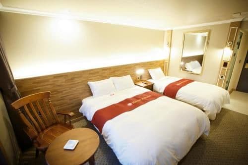 Deluxe Twin Room