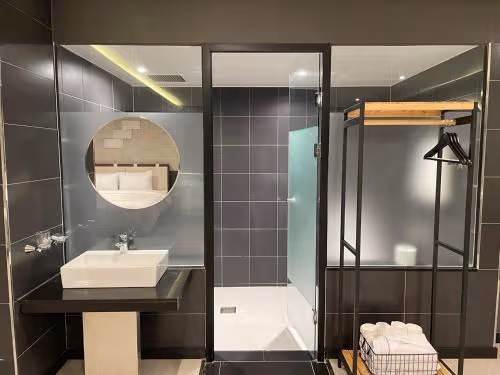 Large Twin Room