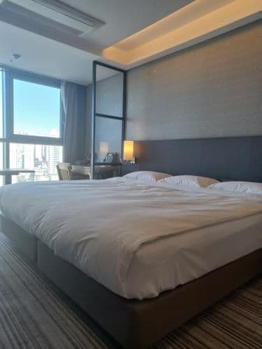 Large Double Room