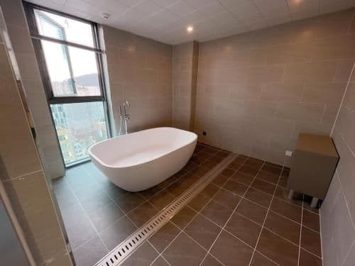 Suite with Spa Bath