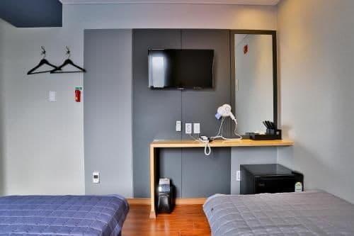 Twin Room with Private Bathroom