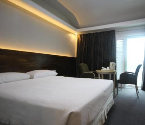 Deluxe Double Room with Balcony and Sea View