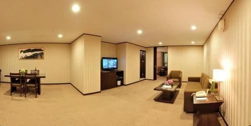 Suite (3 Adults)