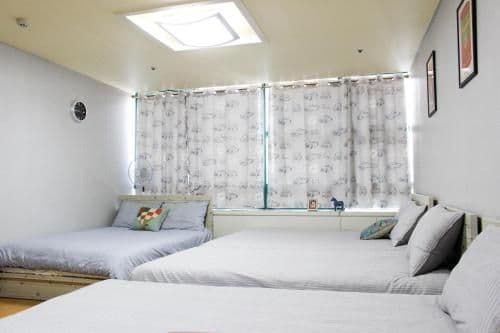 Deluxe Family Room
