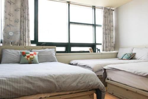 Deluxe Family Room
