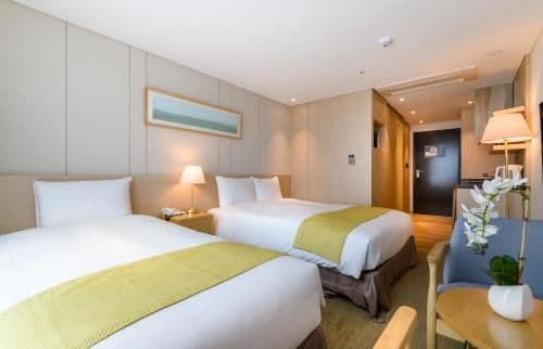 Special Offer - Family Room with Free Breakfast for 3