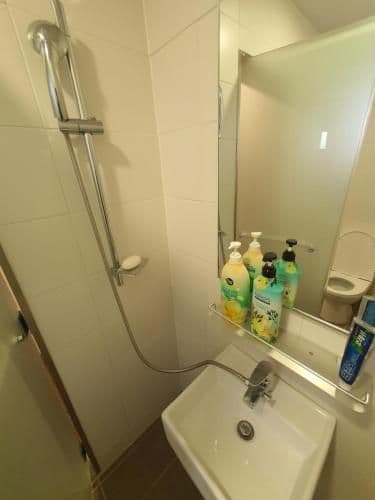 Twin Room with Private Bathroom