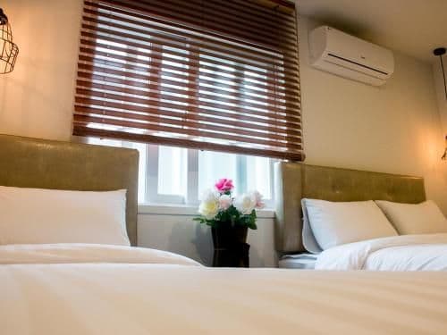Triple Room with Private Bathroom