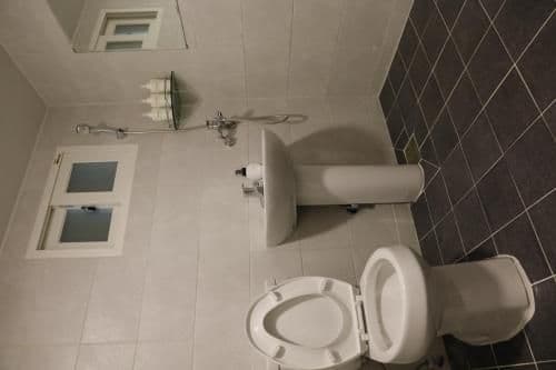 Twin Room with Private Bathroom