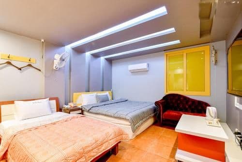 Deluxe Triple Room