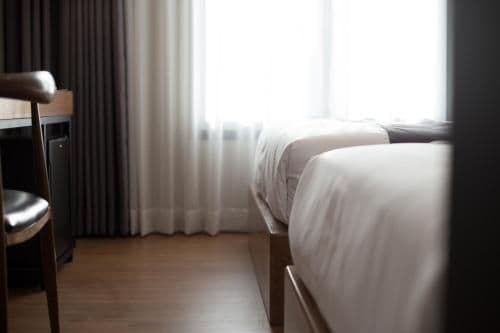 Standard Twin Room with Mountain View