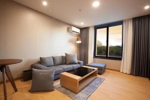 Suite with Mountain View