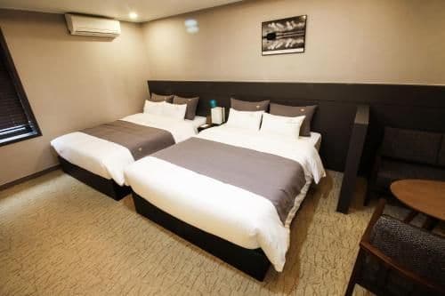 Suite Room with Two Queen Beds