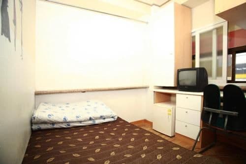 Single Room with Shared Bathroom