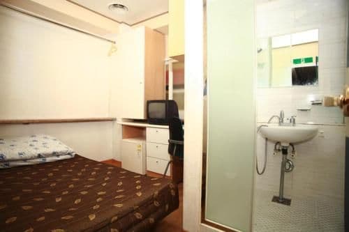 Single Room with Shared Bathroom