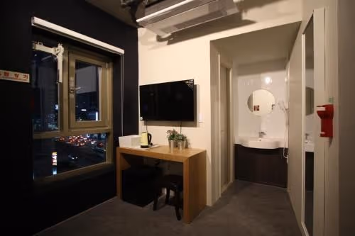 Double Room - Free Pocket Wifi
