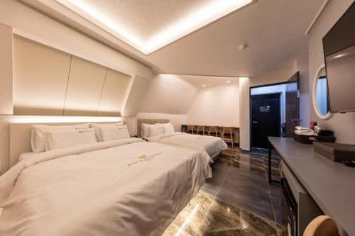 Family Twin Room