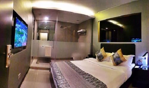 Deluxe Queen Room