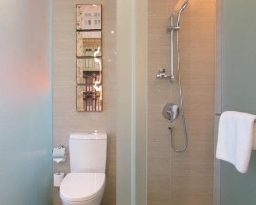 Signature Queen Room
