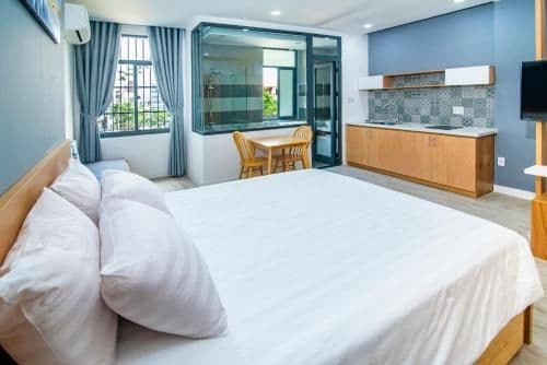 Studio Apartment
