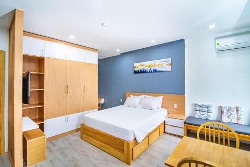 Studio Apartment
