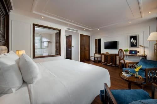 Executive Deluxe double or twin with city view