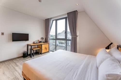 Deluxe Apartment