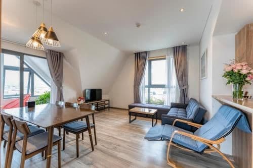Deluxe Apartment