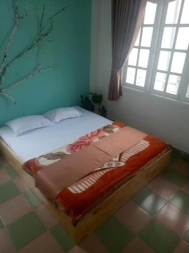 Large Single Room