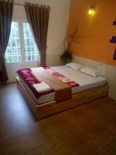 Large Single Room