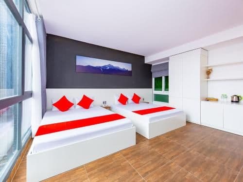 Deluxe Family Room