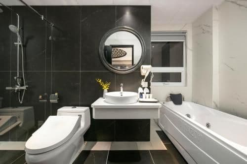 Queen Suite