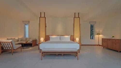 Pool Suite