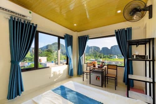 Double Room with Mountain View