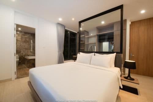 Six-Bedroom Villa Beach Front with Private Pool
