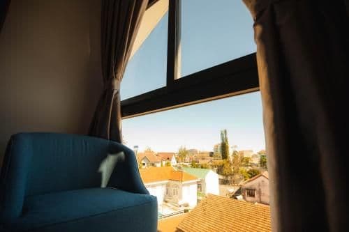 Apartment with Garden View