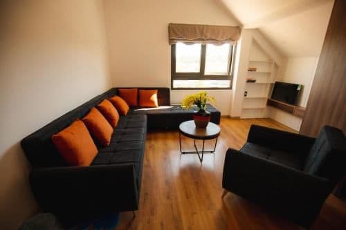 Apartment with Garden View
