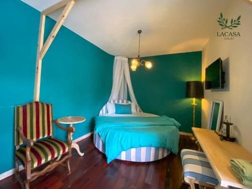 King Room with Spa Bath