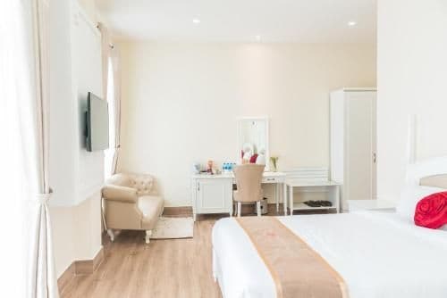 Deluxe Family Room
