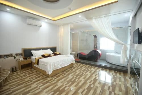 Deluxe Double Room with Bath