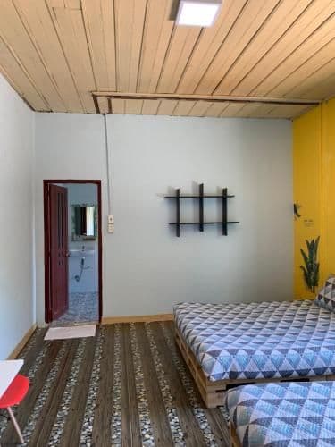 Family Room with Garden View