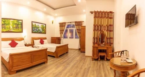Deluxe Family Room