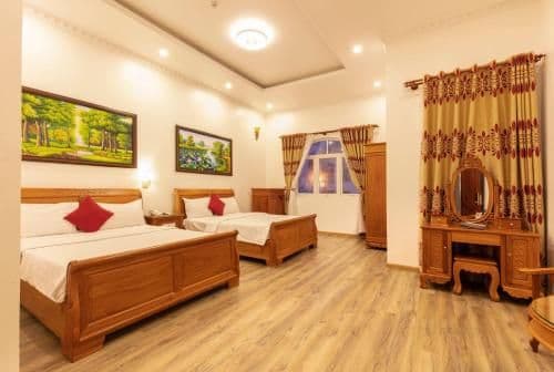 Deluxe Family Room