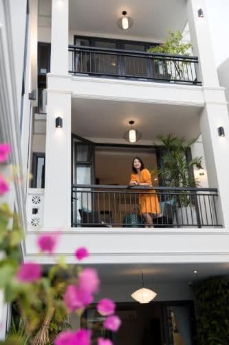 Suite with Balcony & Pool View