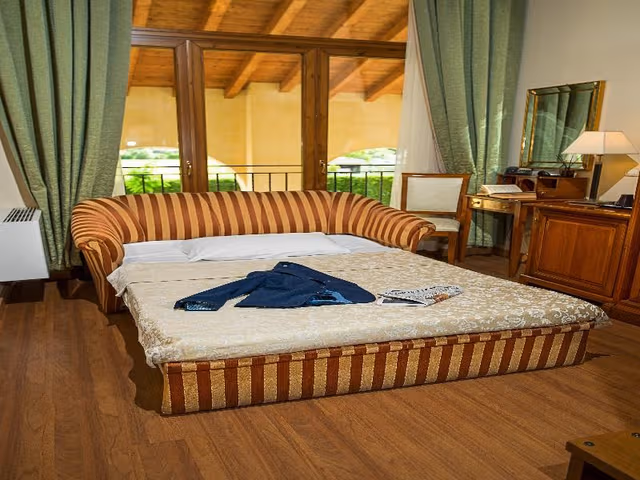 JUNIOR SUITE STANDARD
