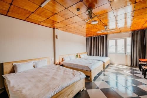Deluxe Family Room